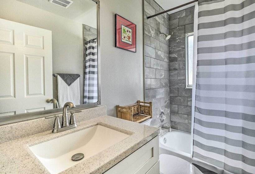 Family Friendly Home ~ 12 Mi To Disney + Universal