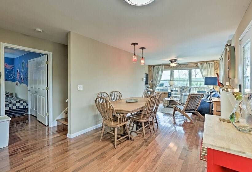 Hickeys Hideaway    Walk To Lake, Near Somerset