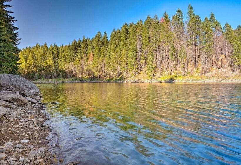 Lovely Detroit Home W/ Deck   Walk To Town!