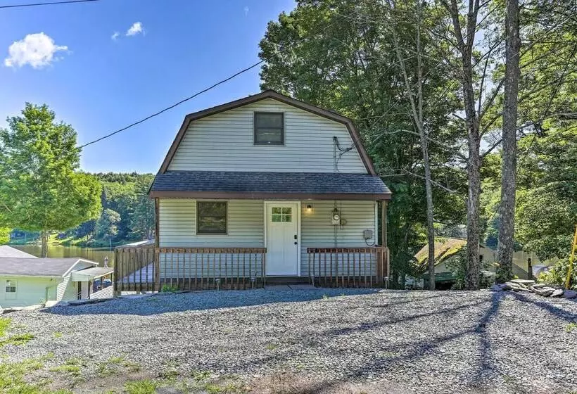 Acre Lake Chalet W/ Dock   Great For Fisherman!