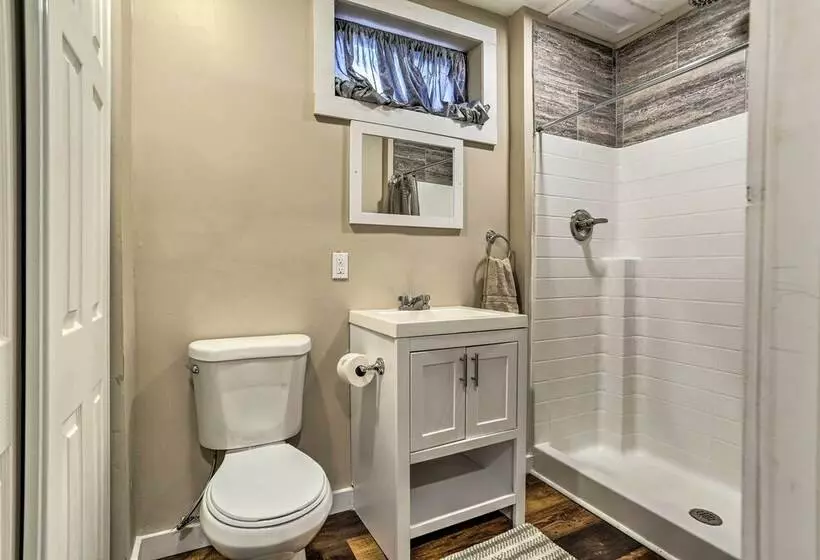 Acre Lake Chalet W/ Dock   Great For Fisherman!