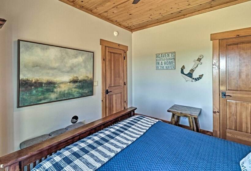 Luxury Family Retreat Greers Ferry Lake!