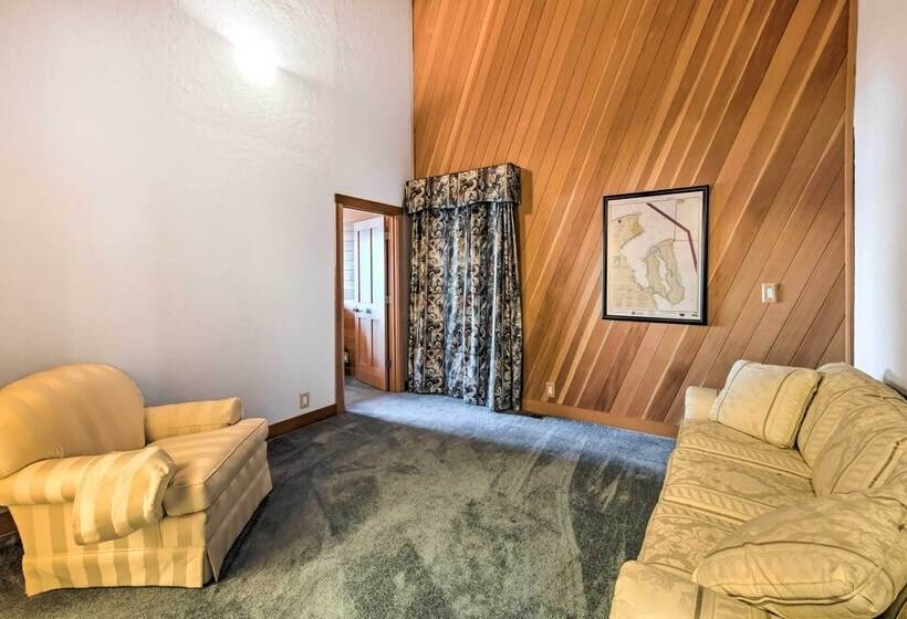 Marrowstone Island Home: 20 Mins To Port Townsend!