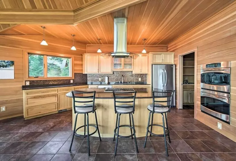 Marrowstone Island Home: 20 Mins To Port Townsend!