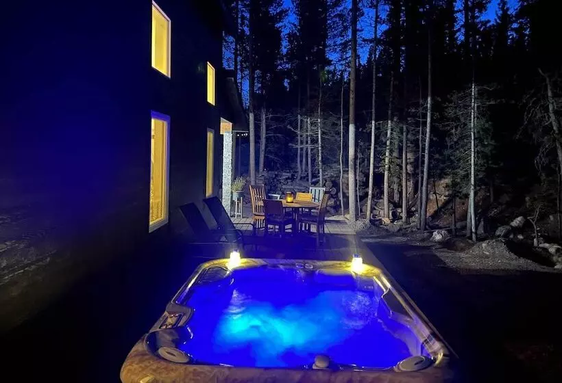 Modern Mtn Cabin < 2 Mi To St Mary S Glacier