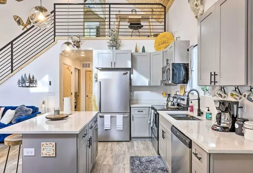 Modern Mtn Cabin < 2 Mi To St Mary S Glacier