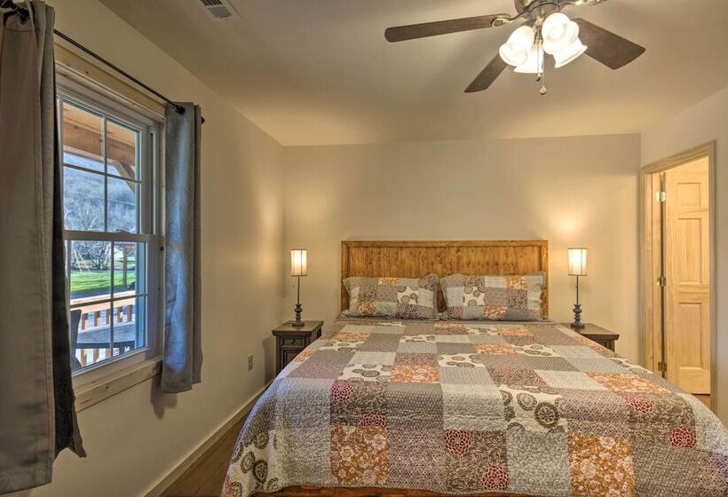 Newly Built Smoky Mountain Cabin Near Bryson City!