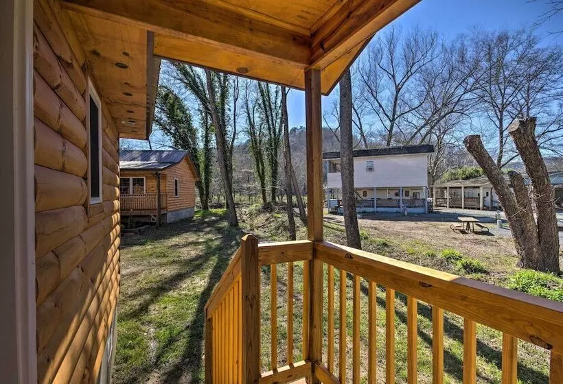 Newly Built Smoky Mountain Cabin Near Bryson City!