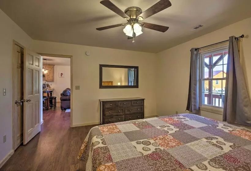 Newly Built Smoky Mountain Cabin Near Bryson City!