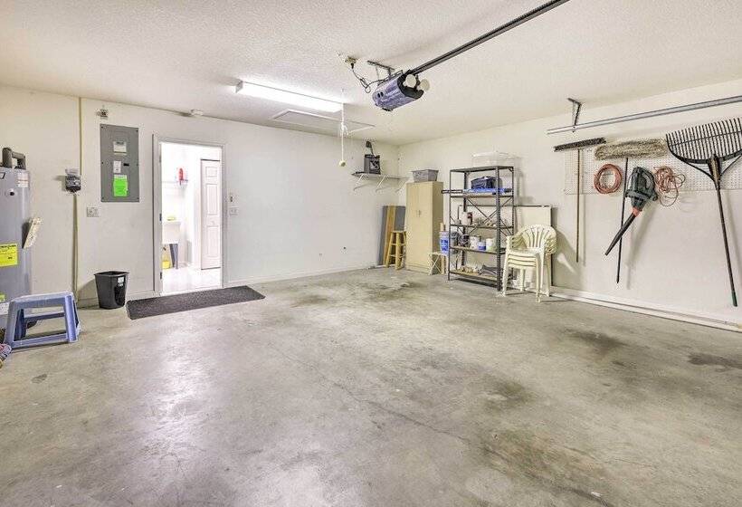 Ocala Gem: 5 Mi To World Equestrian Center!