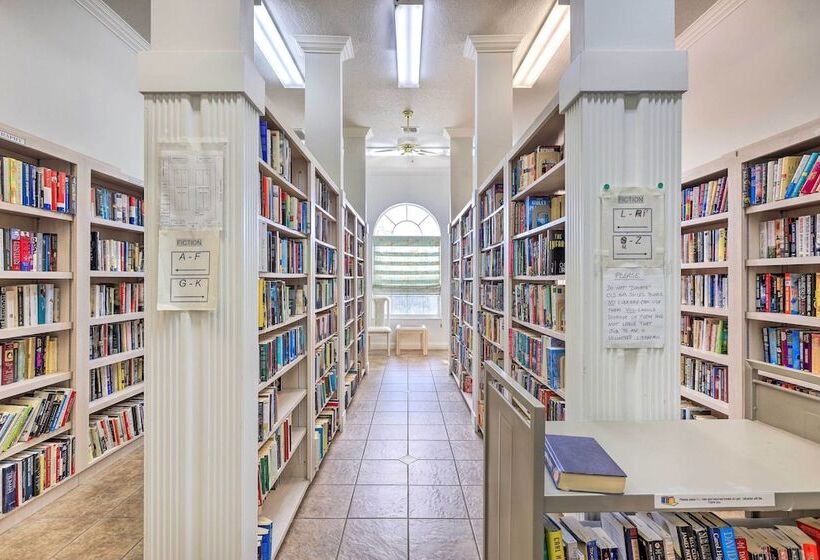 Ocala Gem: 5 Mi To World Equestrian Center!