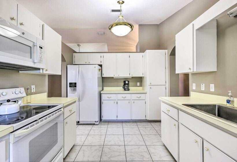 Ocala Gem: 5 Mi To World Equestrian Center!