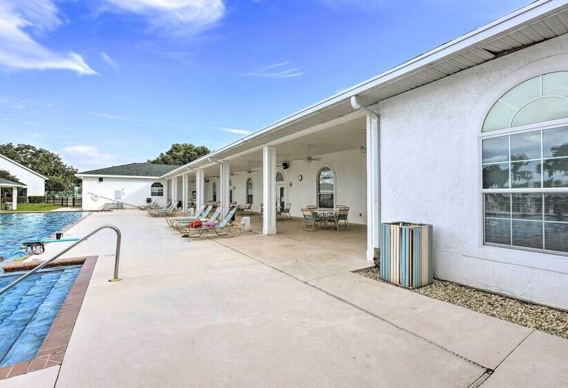 Ocala Gem: 5 Mi To World Equestrian Center!