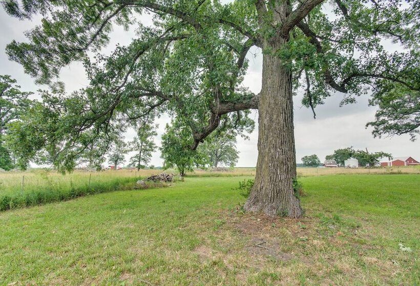 Peaceful Pontiac Barndominium Near Local Museums