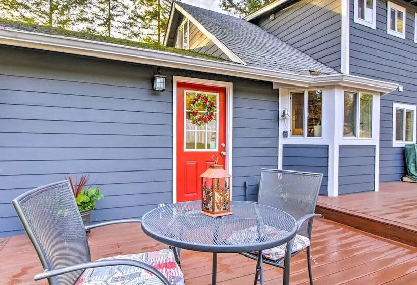 Peacock Hill Retreat On 1 Acre, 1 Mi To Harbor