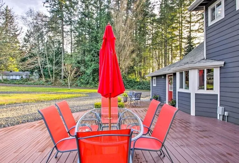 Peacock Hill Retreat On 1 Acre, 1 Mi To Harbor