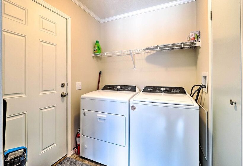 16 Mi To Shanty Creek Resort: Rapid City Getaway