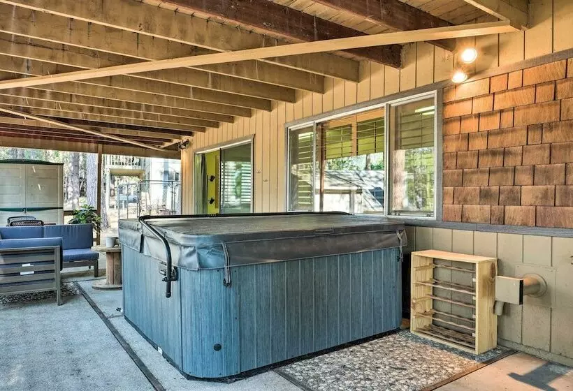 Pine Mountain Cabin W/ Hot Tub, 2 Mins To Marina!