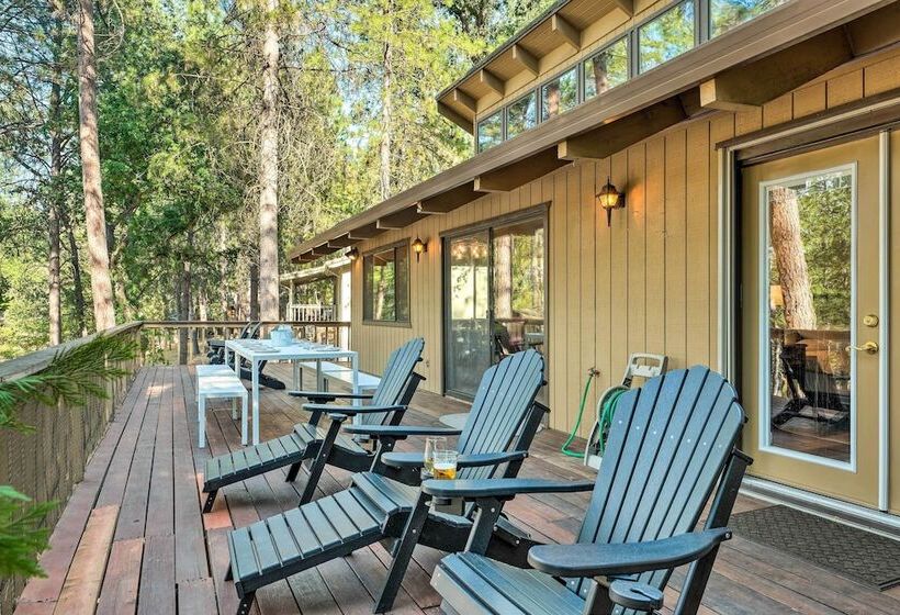 Pine Mountain Cabin W/ Hot Tub, 2 Mins To Marina!