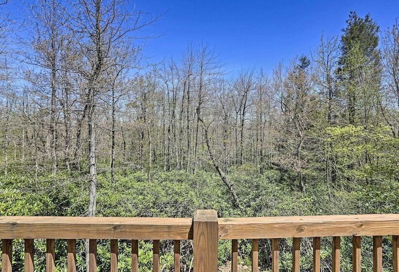 6 Mi To Kalahari: Pocono Pines Golf Course Home!