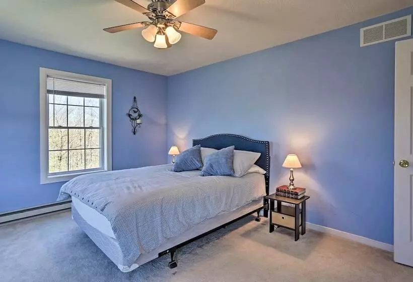 6 Mi To Kalahari: Pocono Pines Golf Course Home!