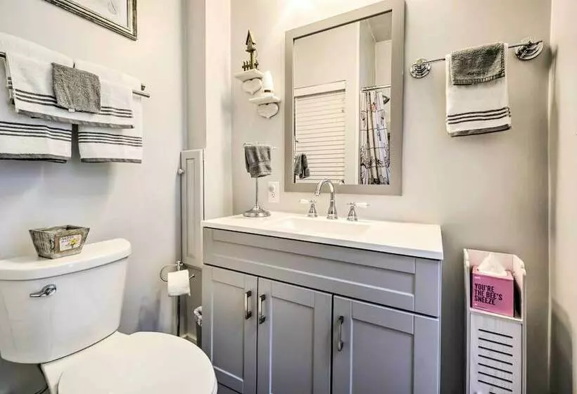 Quaint Mt Vernon Cottage Near Historic Dtwn!