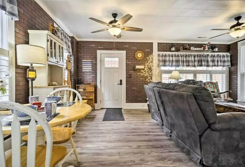 Quaint Mt Vernon Cottage Near Historic Dtwn!