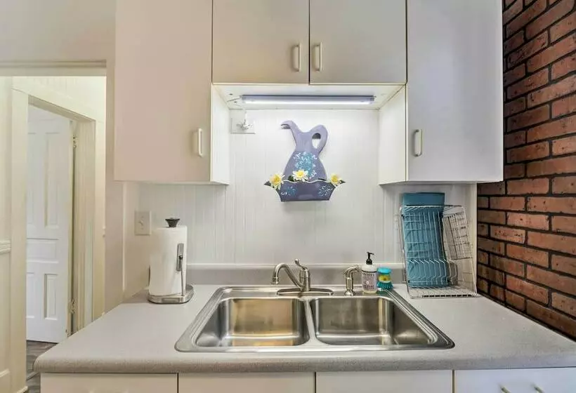 Quaint Mt Vernon Cottage Near Historic Dtwn!