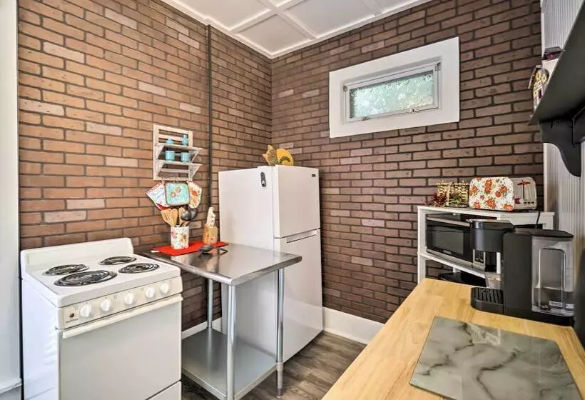 Quaint Mt Vernon Cottage Near Historic Dtwn!