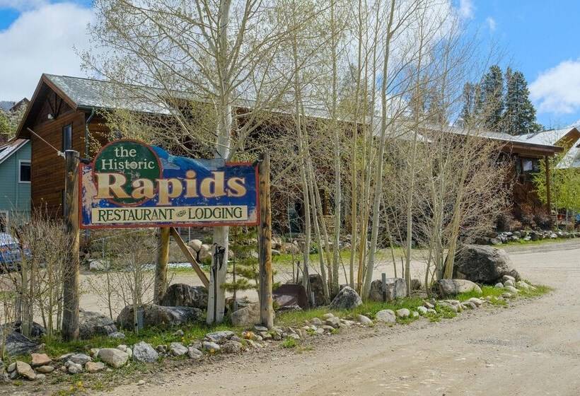 Relax & Recharge In Private Lake