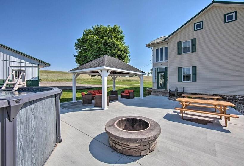 Remote Escape: Halifax Farmhouse W/ Pool & Hot Tub