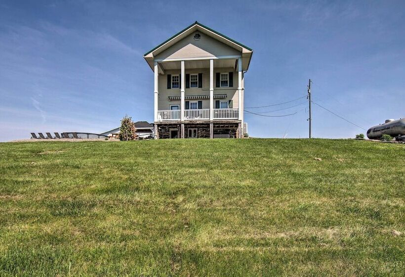 Remote Escape: Halifax Farmhouse W/ Pool & Hot Tub