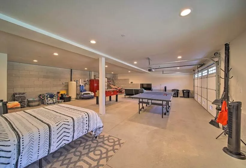 River Acres Retreat W/ Grill & River Access!