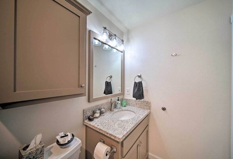 River Acres Retreat W/ Grill & River Access!