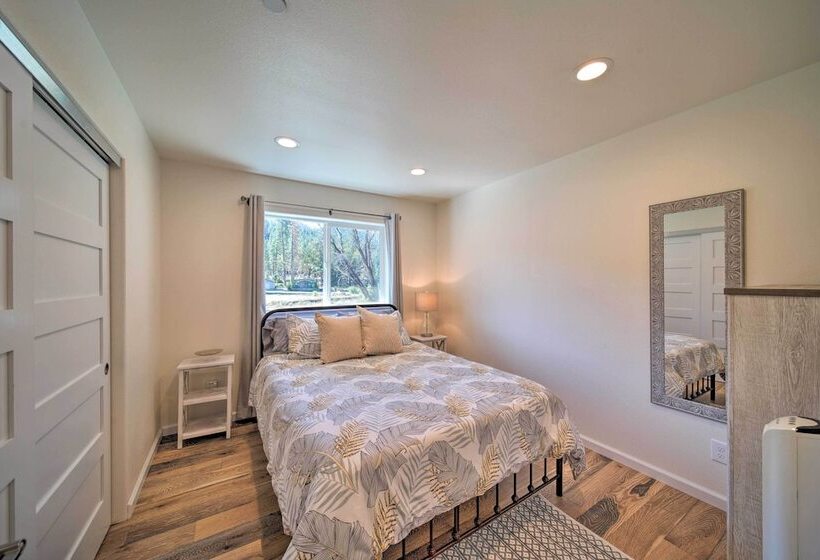 River Acres Retreat W/ Grill & River Access!