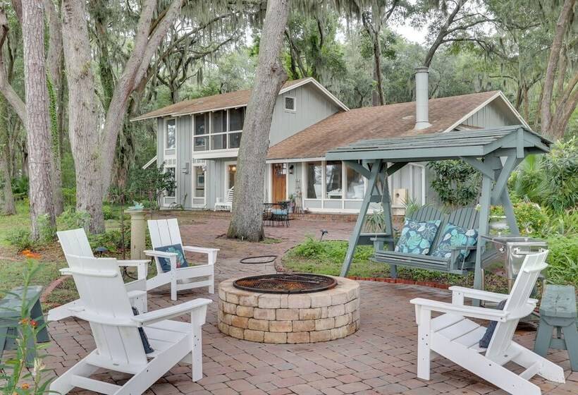 Secluded Riverfront Home W/ Dock Under Mossy Oaks