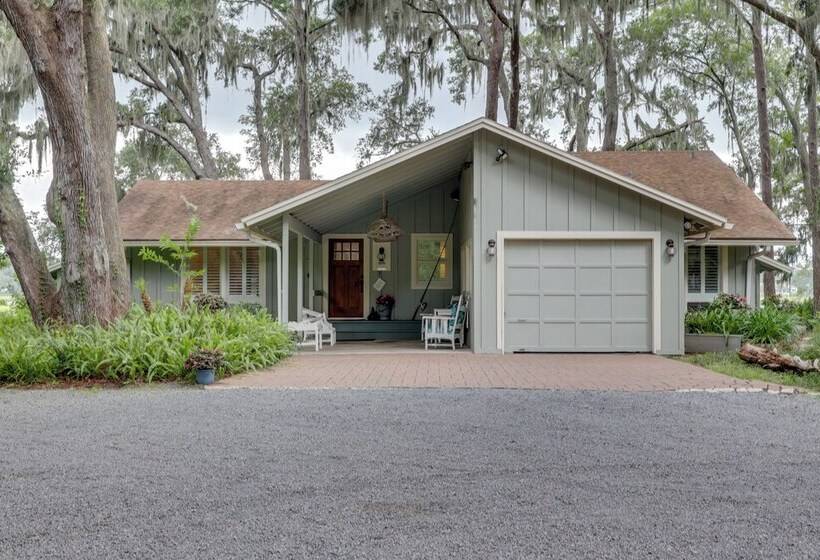 Secluded Riverfront Home W/ Dock Under Mossy Oaks