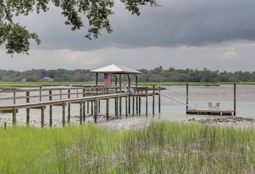 Secluded Riverfront Home W/ Dock Under Mossy Oaks
