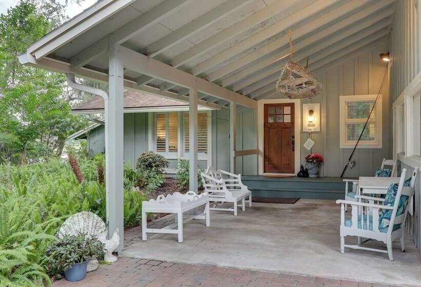 Secluded Riverfront Home W/ Dock Under Mossy Oaks