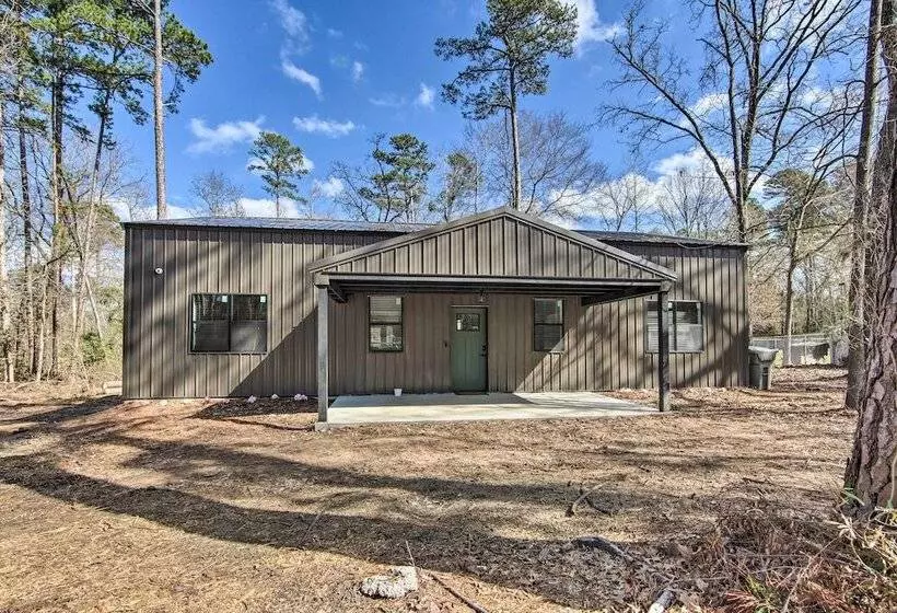 Rural Gilmer House W/ Covered Patio!