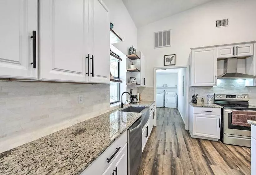 Rural Gilmer House W/ Covered Patio!