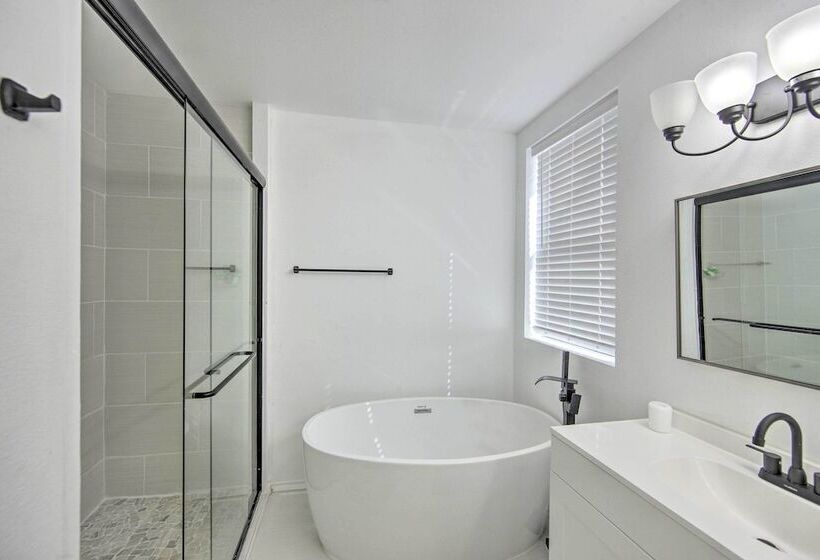 Rural Gilmer House W/ Covered Patio!