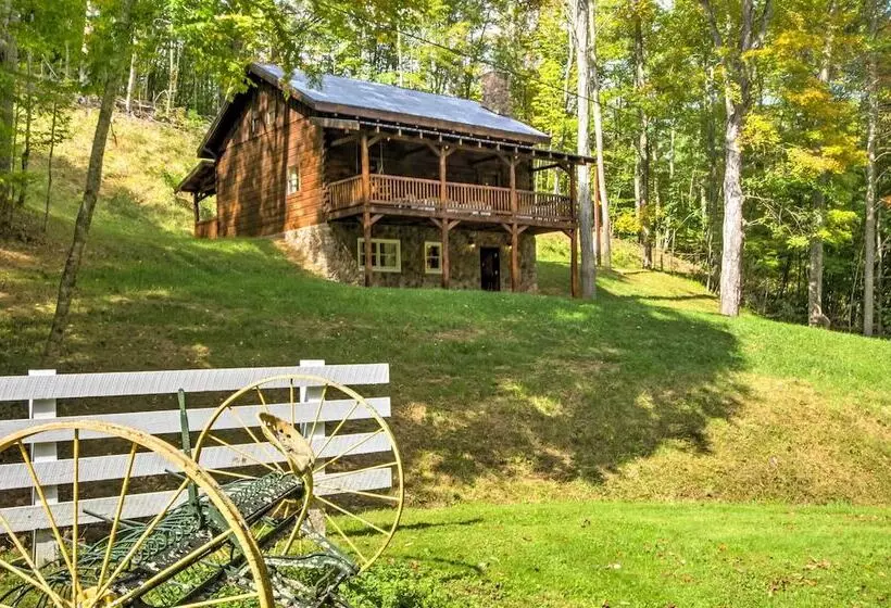 Scenic Trade Cabin W/ Deck Near Boone & App State!
