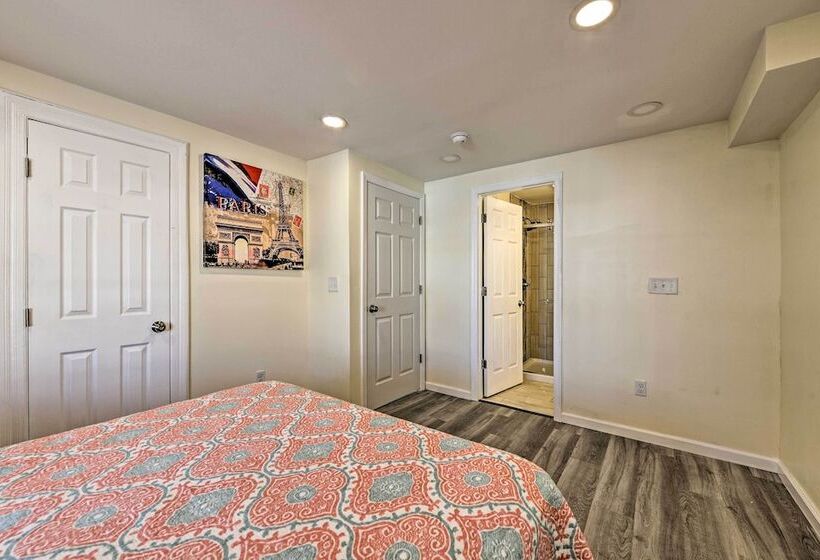 Seaside Wildwood Haven: Walk To Boardwalk/beach!