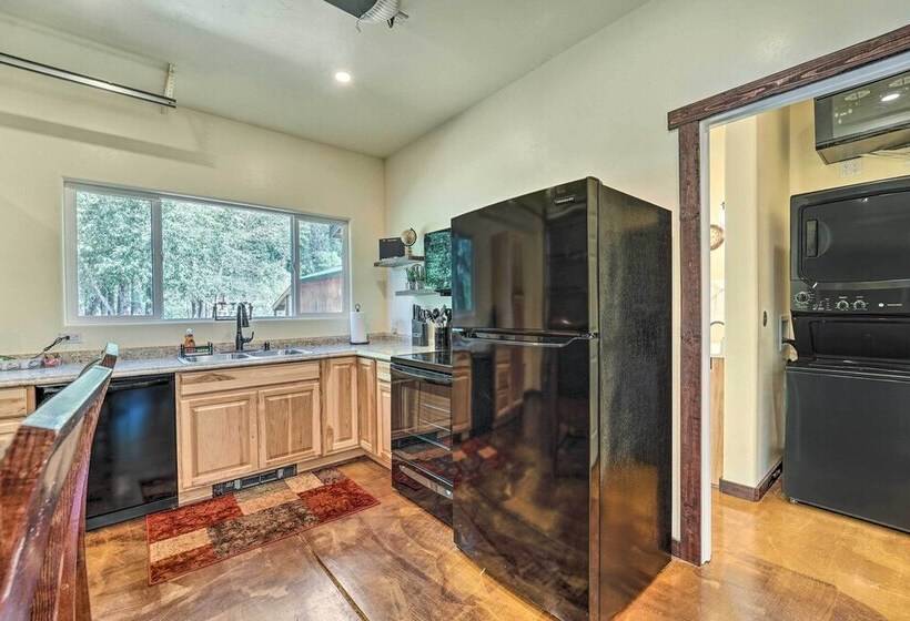 Serene Dolores Cabin W/ Patio & River Access!