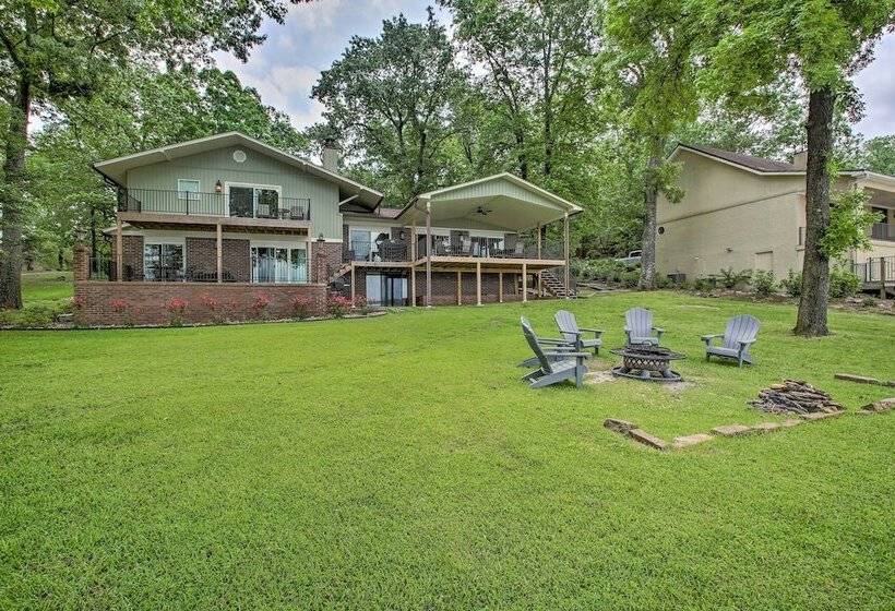 Spacious Hot Springs Home W/ Dock On Lake Hamilton