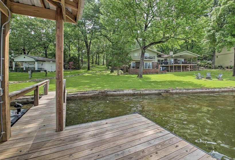 Spacious Hot Springs Home W/ Dock On Lake Hamilton