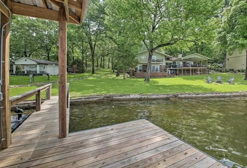 Spacious Hot Springs Home W/ Dock On Lake Hamilton