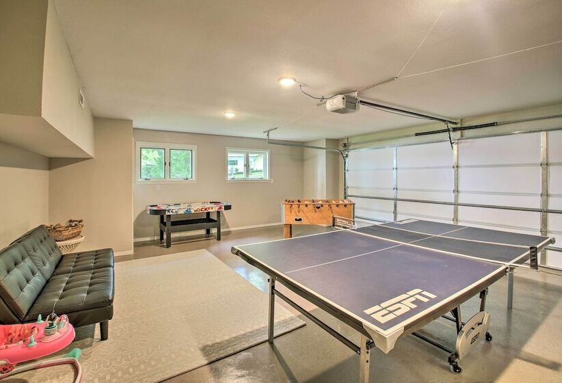 Spacious Hot Springs Home W/ Dock On Lake Hamilton