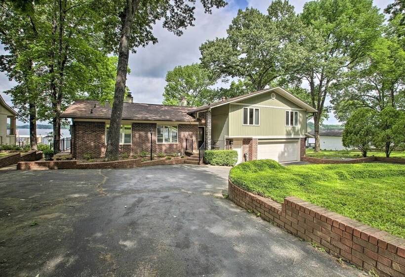 Spacious Hot Springs Home W/ Dock On Lake Hamilton